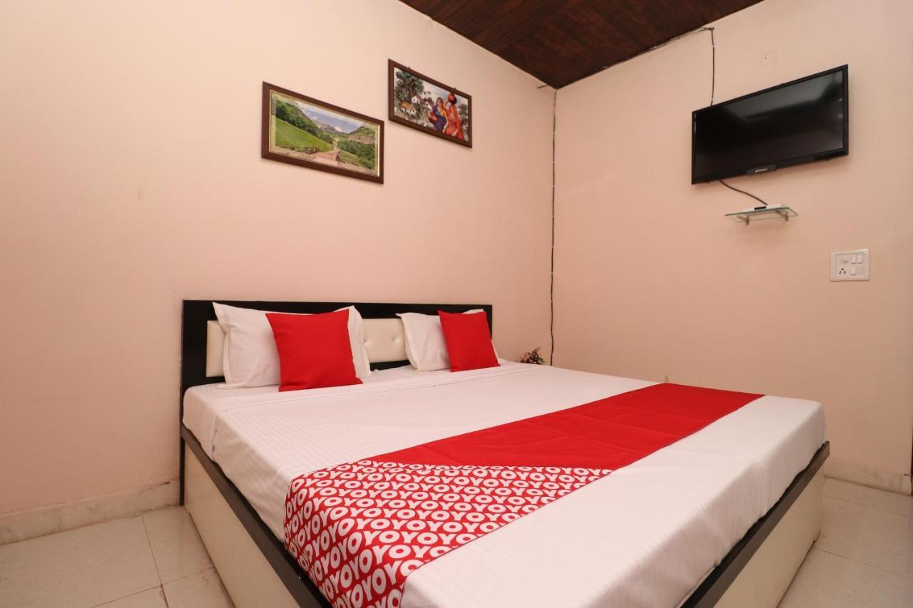 Oyo 28338 New Life Hotel Banur Kültér fotó