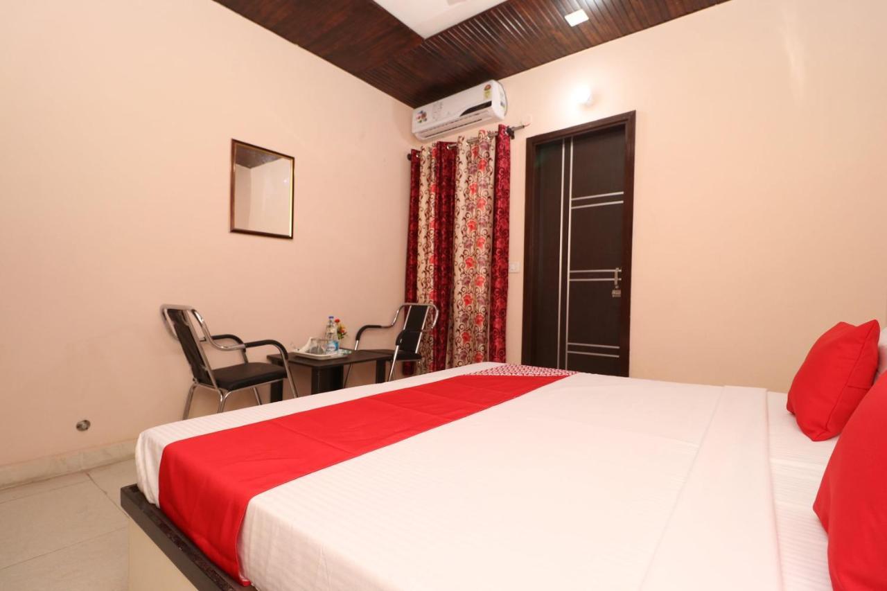 Oyo 28338 New Life Hotel Banur Kültér fotó