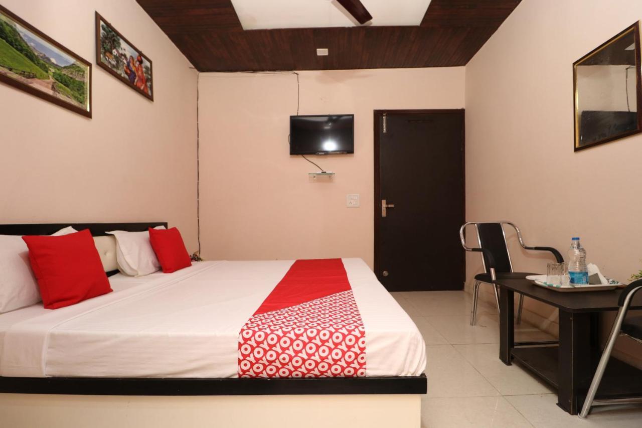 Oyo 28338 New Life Hotel Banur Kültér fotó